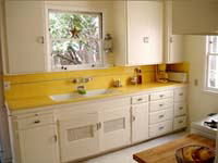 photo : copyright by oakland apt.@metro