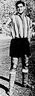Adri�n Escudero, jugador madrile�o totalmente integrado en el Club rojiblanco. Jugador internacional y gran goleador, una instituci�n en la historia del Atl�tico