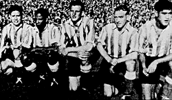 Delantera fabulosa de la �poca dorada del Club Atl�tico de Madrid: Juncosa, Ben Barek, P�rez Paya, Carlsson y Escudero