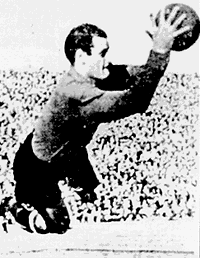 El estilo de Marcel Domingo, gran guardameta del Atl�tico de Madrid, 1949-1952
