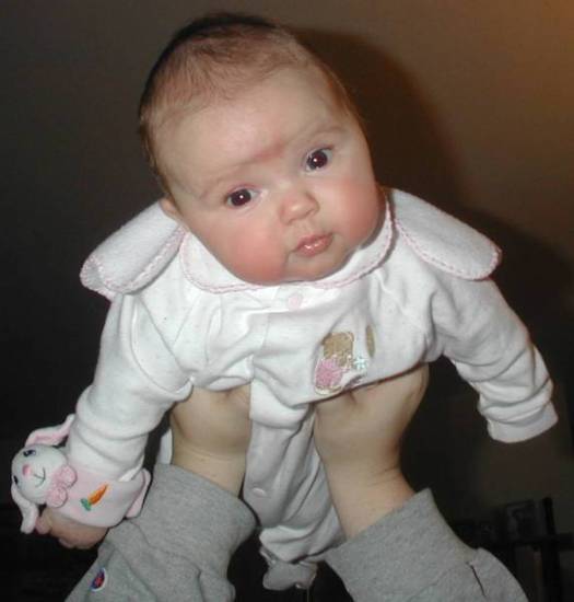 Click here for more pictures of Maggie in this adorable little angel outfit!