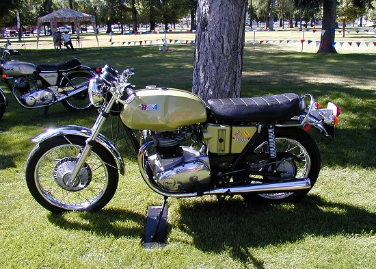 BSA Thunderbolt 650