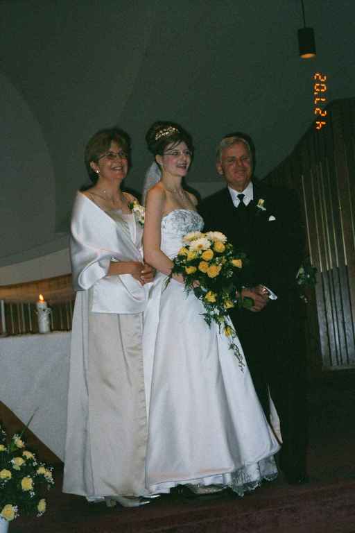 Jane & her parents Wayne & Jane Powell