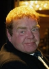 photo Geoffrey Hughes (voz)