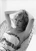 photo Julie Newmar (voz)