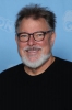 photo Jonathan Frakes (voz)