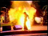 Ritchie-Blackmore-setting-fire-to-his-guitar-onstage,California-1974