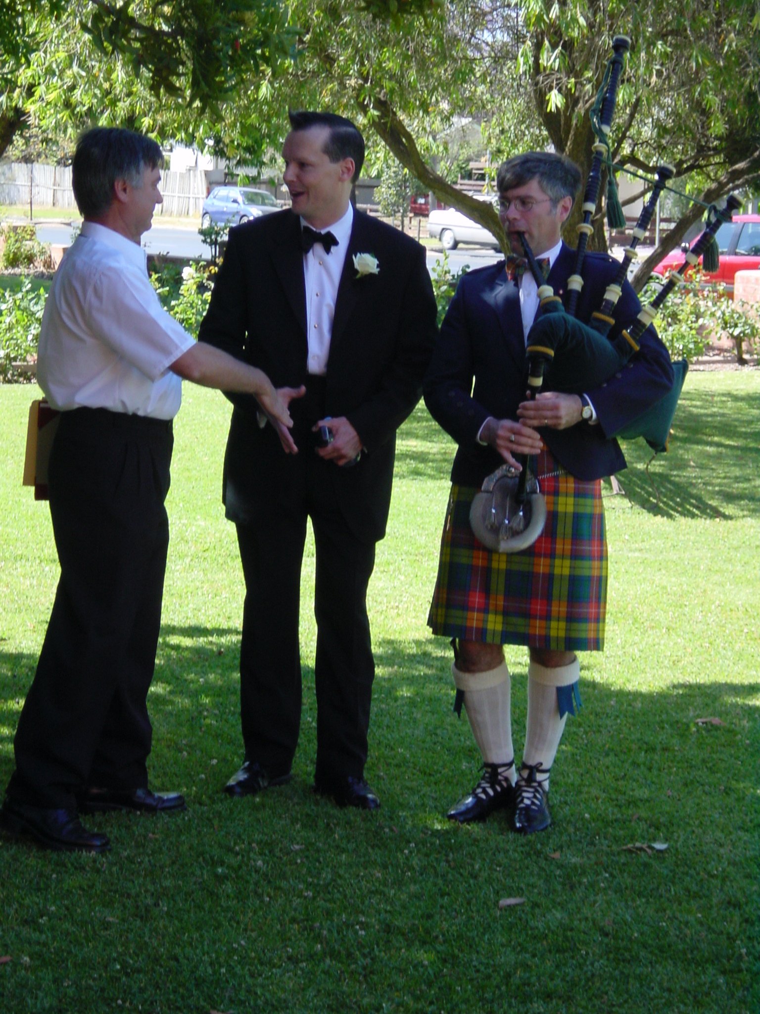 Lionel Boxer bagpipers for hire