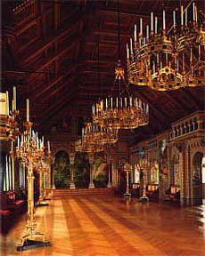 hall-main.JPG (63011 bytes)