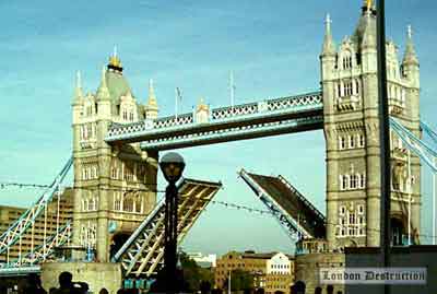 Tower Bridge - 2006