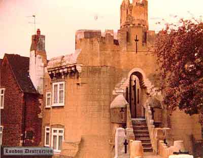 wakemans hill avenue, 1984