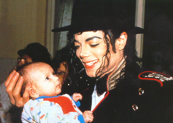 MJ with a cute baby 