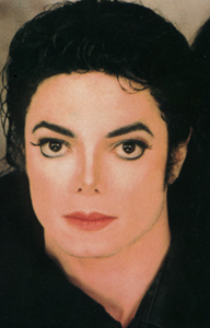 DO YOU LIKE MY GREAT & BEAUTIFUL BIG EYES?