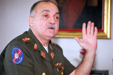 General Noel Martnez Ochoa grab a sus pares en una lucha de poder (foto: Eud.com).