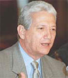 La licitaci�n llevada por el ministro Luis Alfonso D�vila fue suspendida por el ministro Miquilena (foto: El Universal).