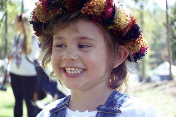 Anna at Rennaisance Festival, Fall 99