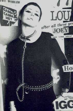 Sharon 1976 - Ray Stevenson (DC Collection)