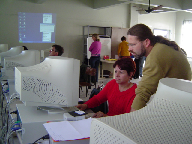 Luiz Carlos : Curso de capacita��o para secret�rias etapa presencial(07/06/2004)
