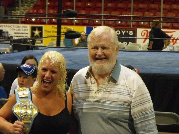Amy & Larry Hennig