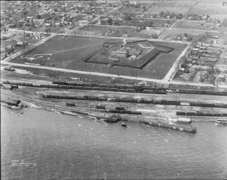 s_ap1929-47.jpg (19317 bytes)