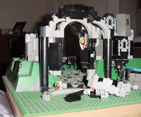 327.jpg (41166 bytes)