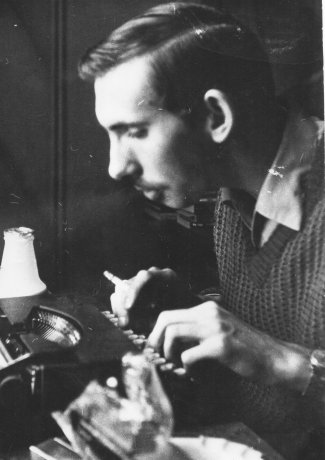 Aspiring writer at the typewriter, Tamboerskloof, Cape Town, 1971