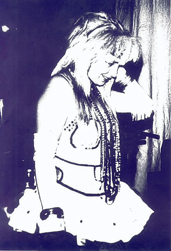 ZILLAH (Courtesy of Rubella Ballet)