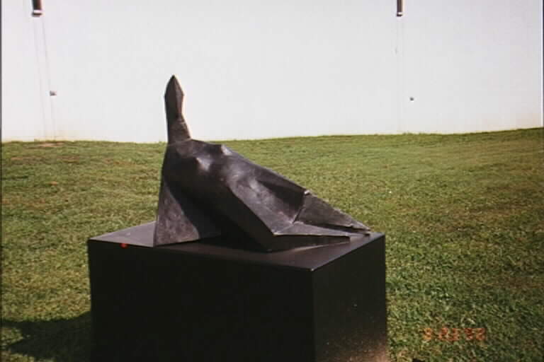 81221_08.jpg (32147 bytes)