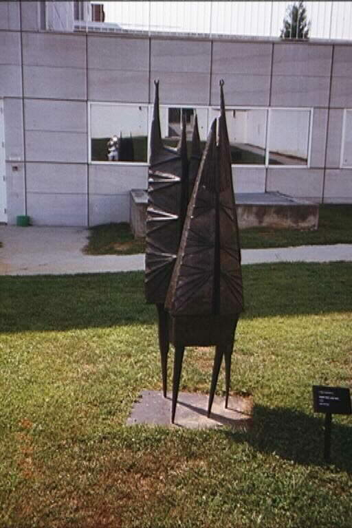 81221_10.jpg (56688 bytes)