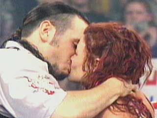 kiss1.jpg