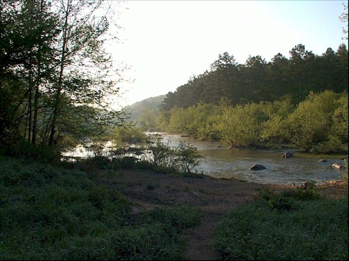 Millstream Gardens downriver