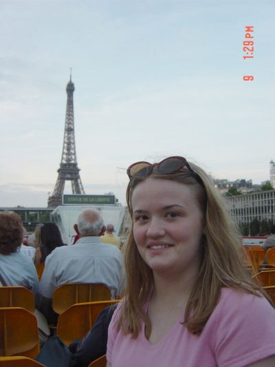 tour eiffel...is that right? i don't speak french