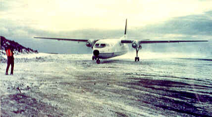 Avi�n Fairchild FH 227 de la FAU