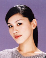 She considers herself the one who understands love the most. Therefore, when Jia Le was repeatedly rejected by Ying Feng, Ai Lun becomes Jia Le's top teacher.