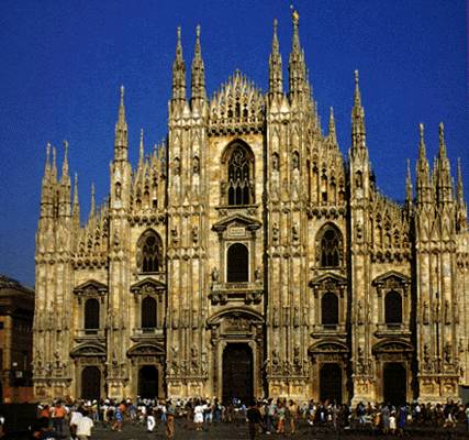 La facciata del Duomo