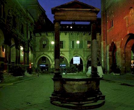 Piazza Mercanti - Palazzo della Ragione (Broletto Nuovo)