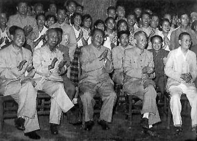 1955, Mao Trạch Đông, Lưu Thiếu Kỳ chiêu hiền